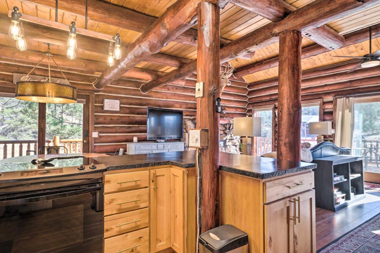 Classic Colorado Log Home With Mountain Views! Florissant Exterior foto